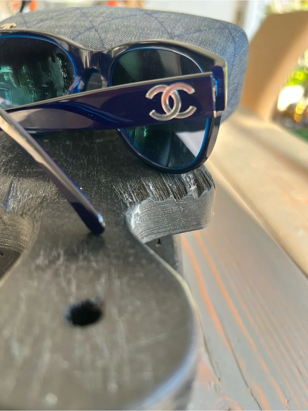 CHANEL Blue Gradient Cat-Eye Sunglasses with Gold CC Temples Style 5182